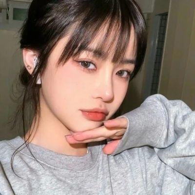 关于莉莉周的一切